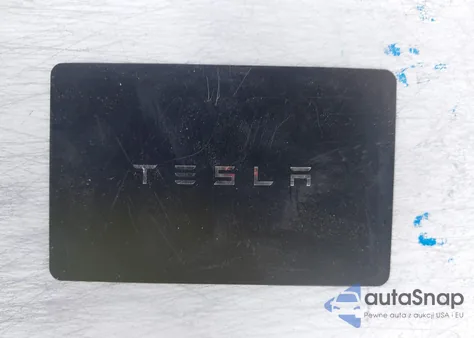 2022 Tesla Model Y Performance Dual Motor All-Wheel Drive from USA, damaged, VIN 7SAYGDEF7NF393235